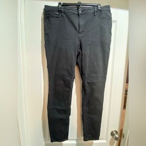 Athleta Skinny Black Jeans Size 18X - Used